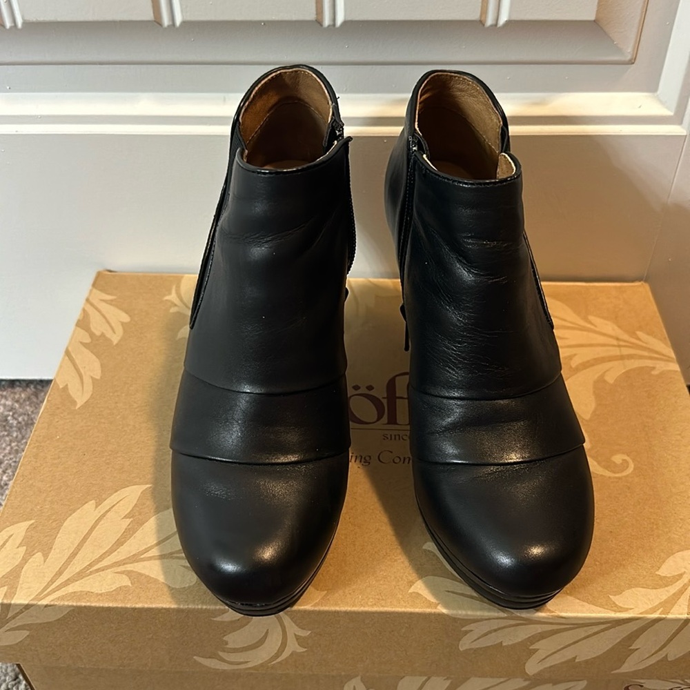Sofft booties